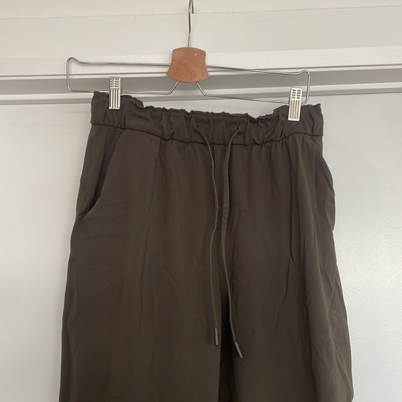 Lululemon Joggers - Picture 2 of 2